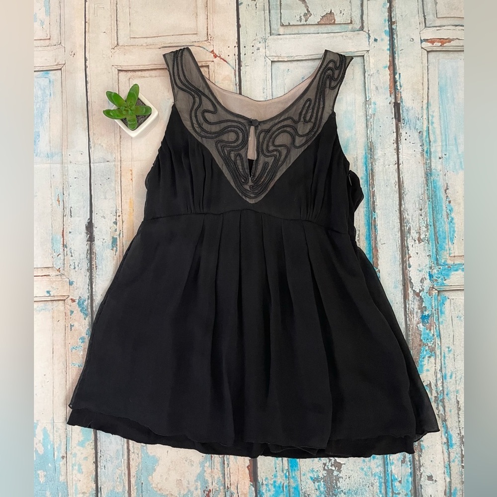 Cynthia Steffe black silk tank